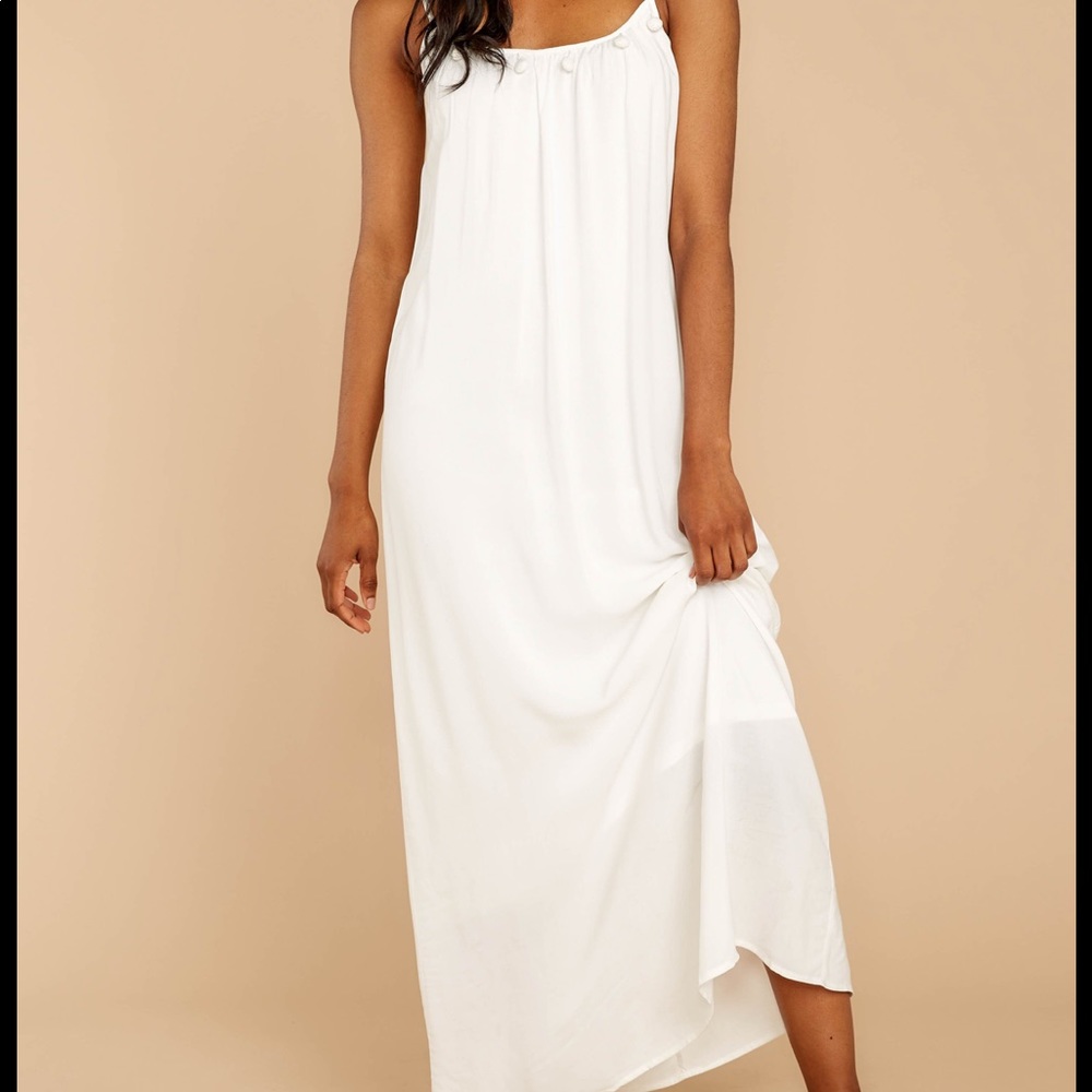 EUC White Maxi Dress with Poms Sz M